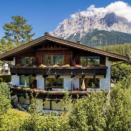 Tyrol Appartements Ehrwald Luaran gambar